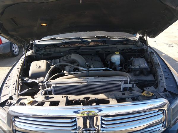 2016 RAM 1500 SLT