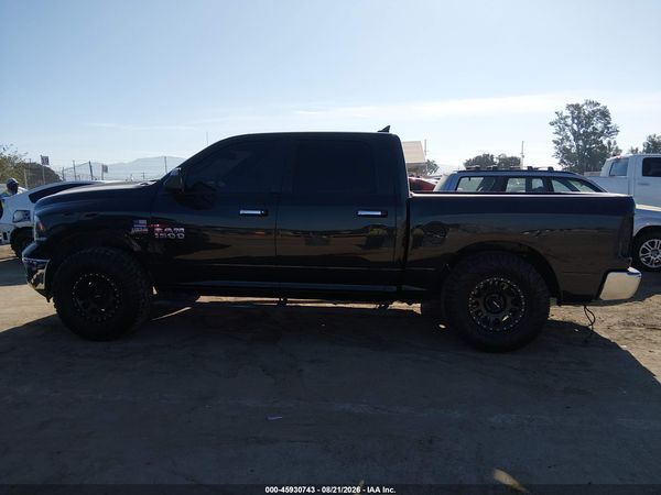 2016 RAM 1500 SLT