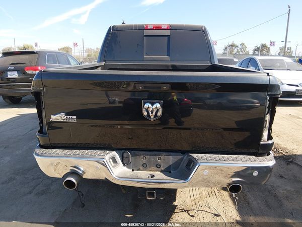 2016 RAM 1500 SLT