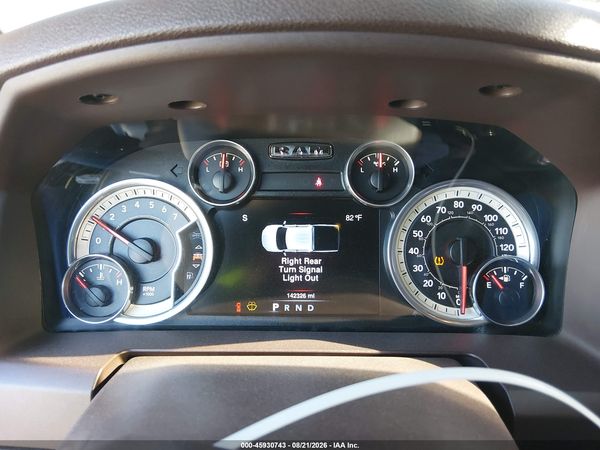 2016 RAM 1500 SLT