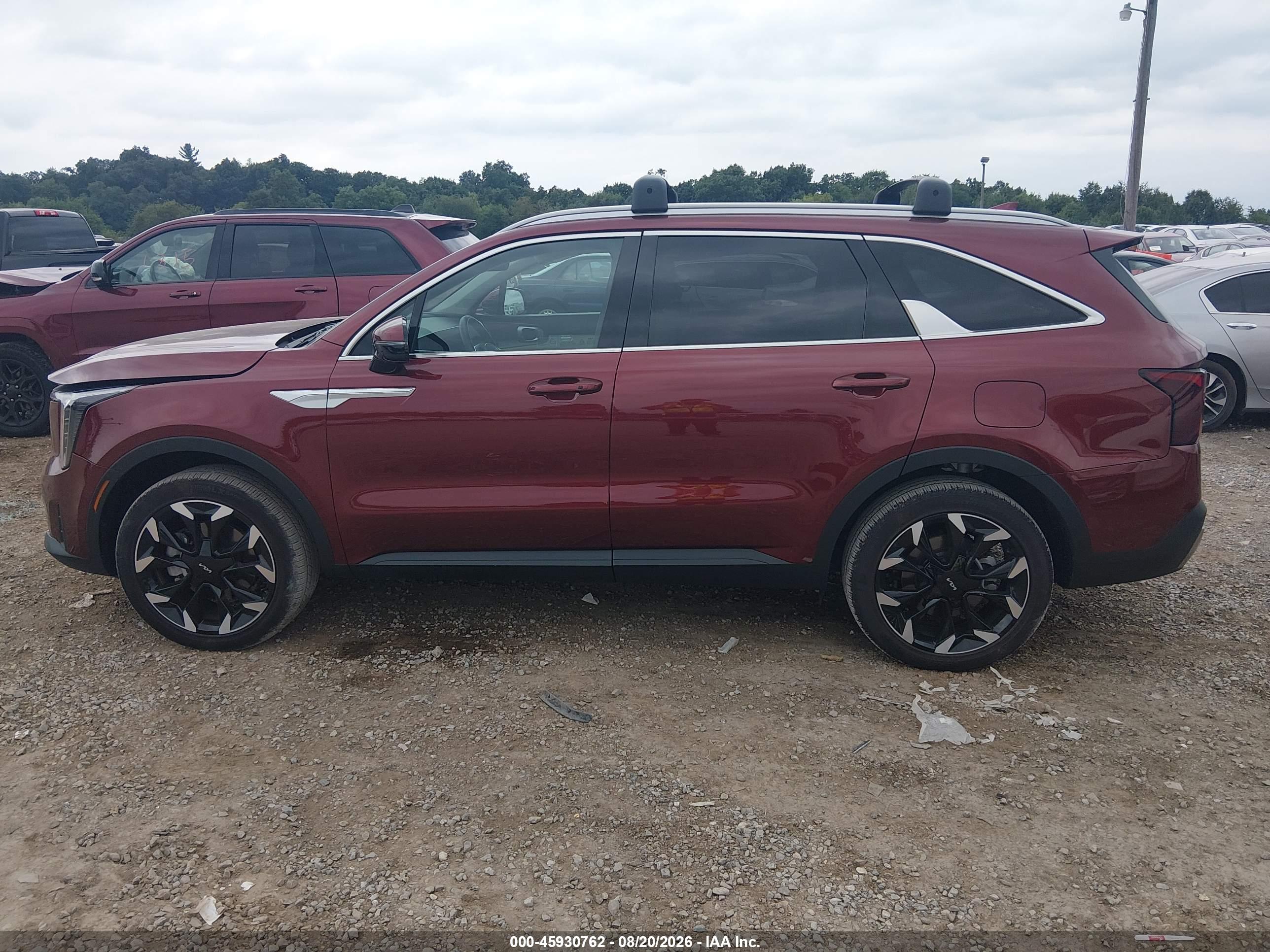 2025 KIA SORENTO EX