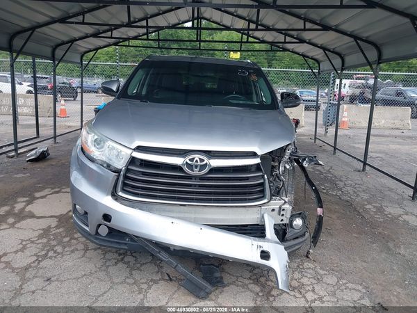 2016 TOYOTA HIGHLANDER XLE V6
