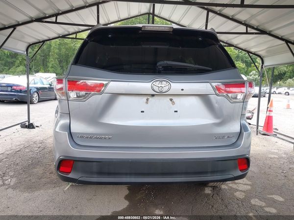 2016 TOYOTA HIGHLANDER XLE V6