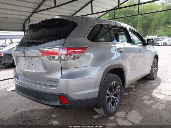 2016 TOYOTA HIGHLANDER XLE V6