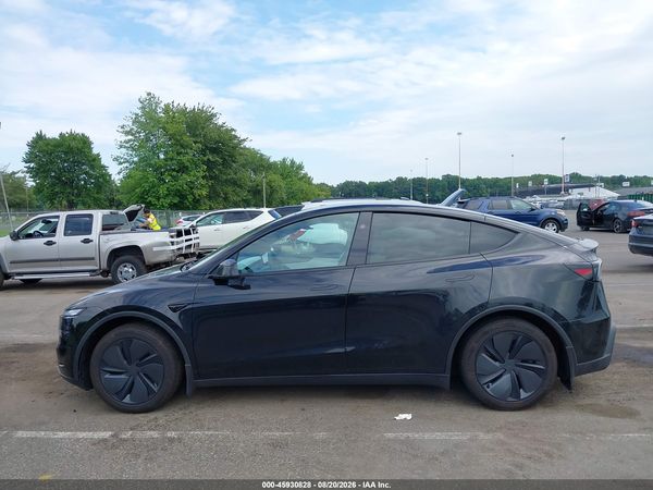 2026 TESLA MODEL Y PREMIUM/REAR-WHEEL DRIVE