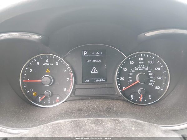 2017 KIA FORTE LX