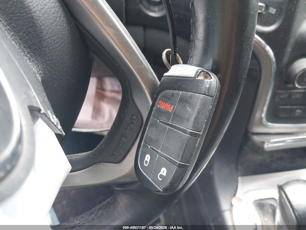 2021 JEEP GRAND CHEROKEE LAREDO E 4X4