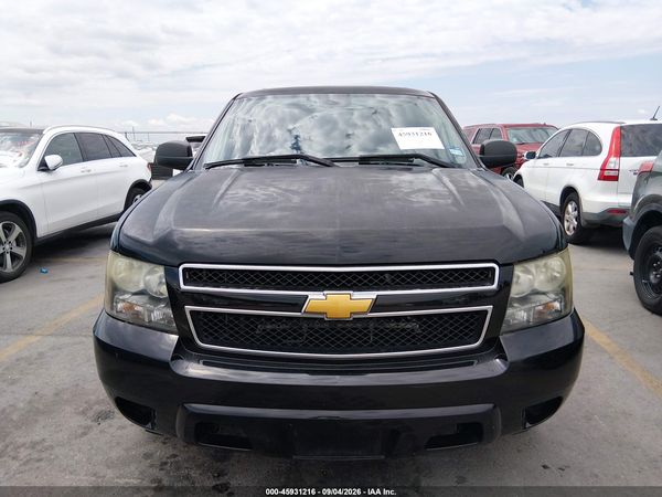 2014 CHEVROLET TAHOE COMMERCIAL — I6