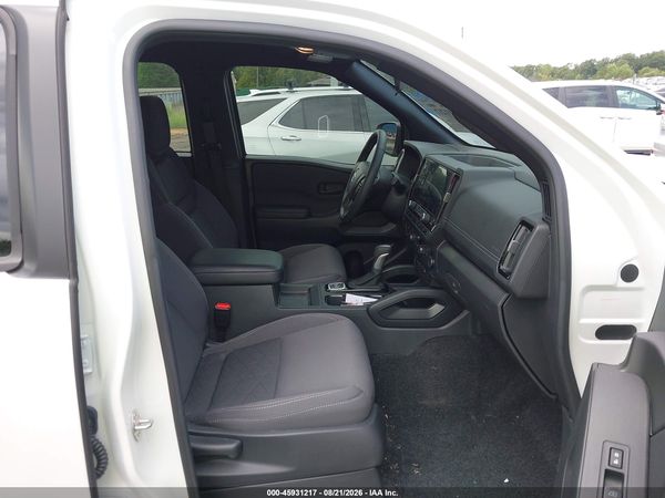 2026 NISSAN FRONTIER SV 4X4 — I5