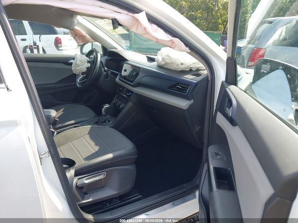 2022 VOLKSWAGEN TAOS 1.5T SE — I5