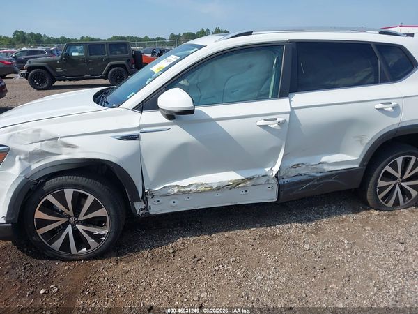 2022 VOLKSWAGEN TAOS 1.5T SE — I6