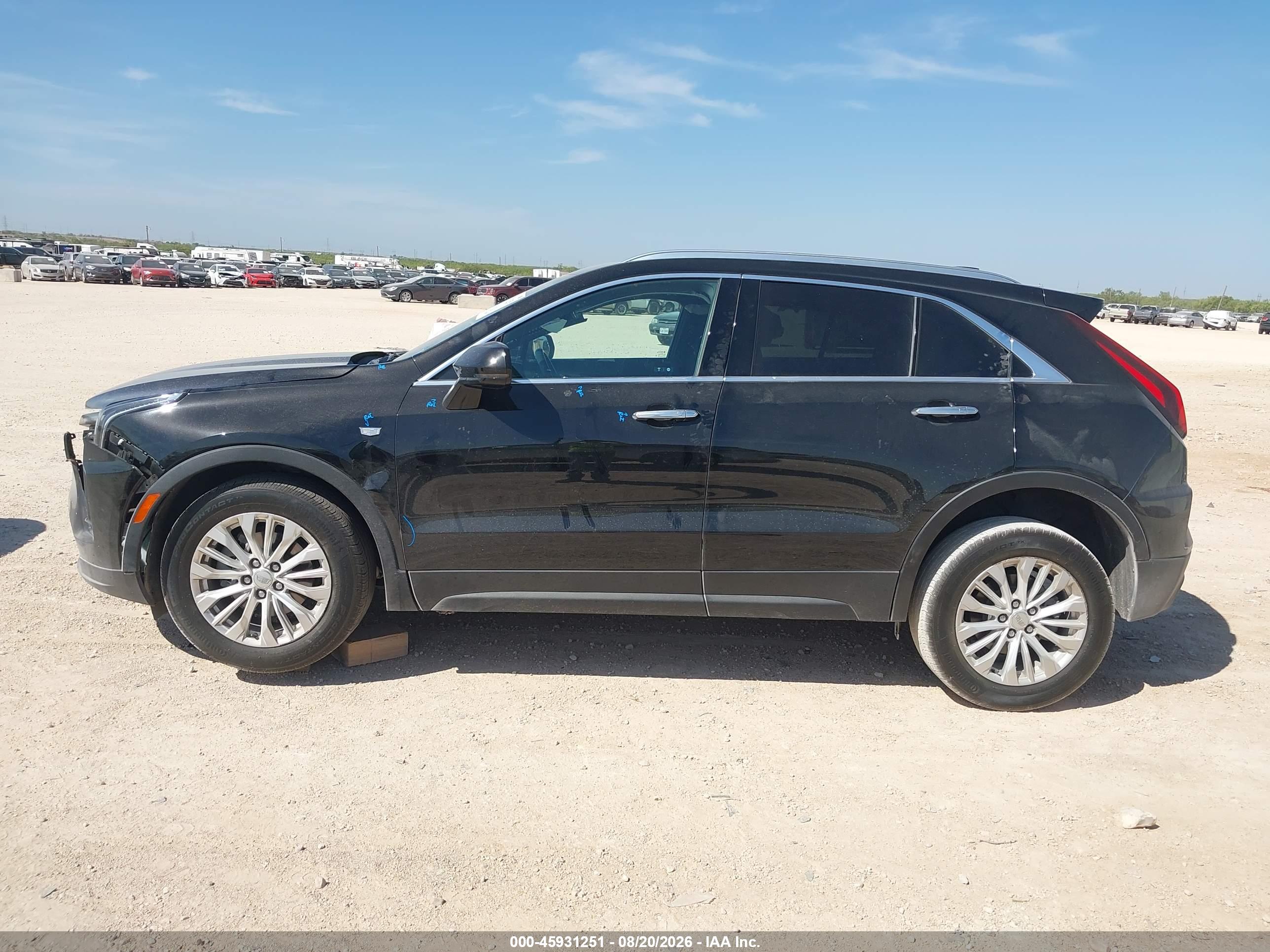 2024 CADILLAC XT4 FWD LUXURY