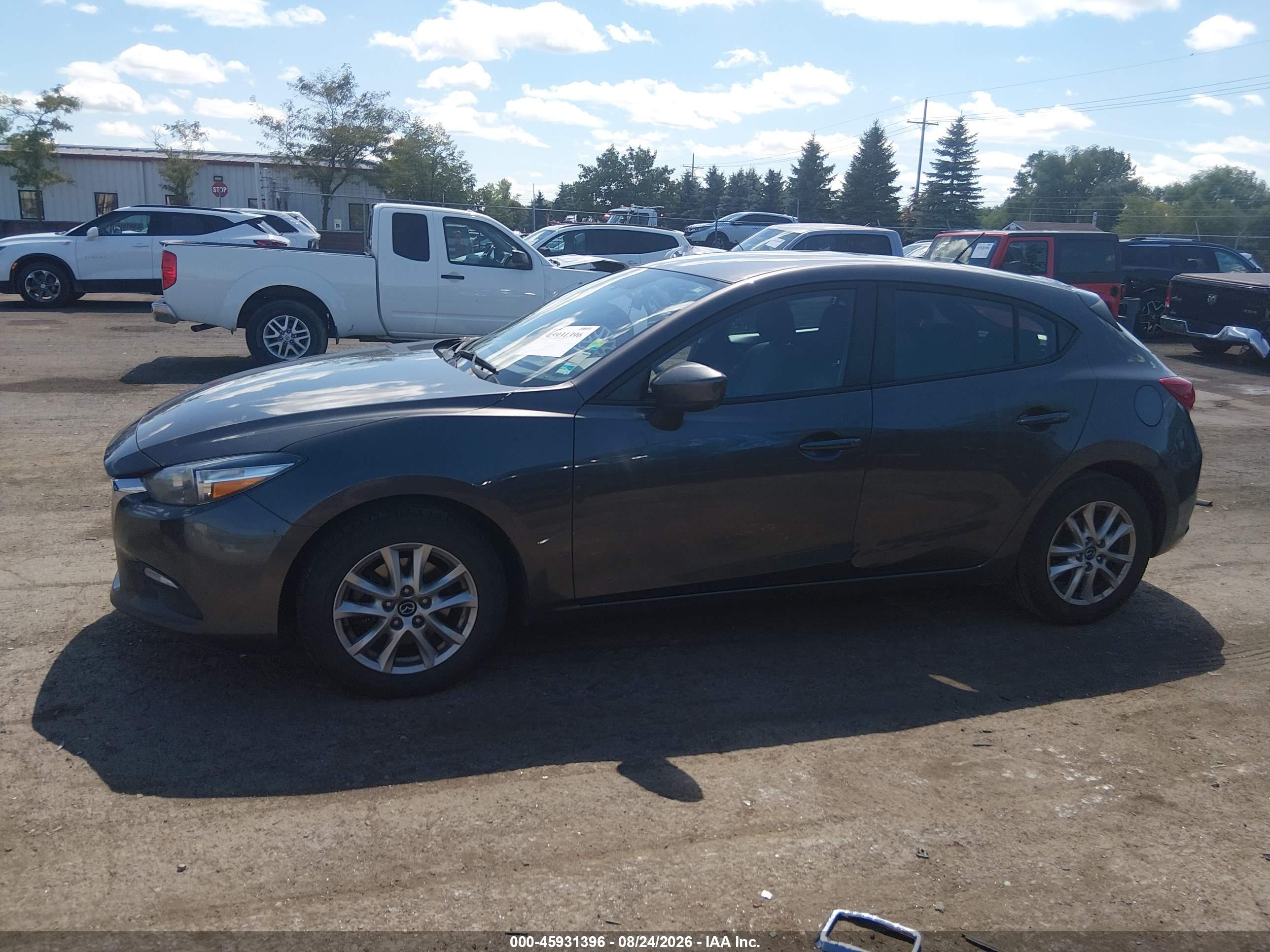 2017 MAZDA MAZDA3 SPORT