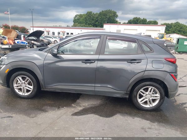 2022 HYUNDAI KONA SE
