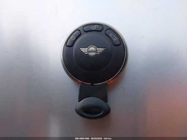 2014 MINI CLUBMAN COOPER