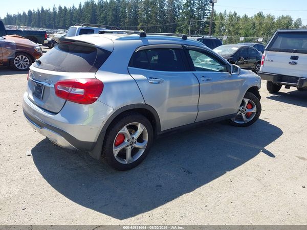 2018 MERCEDES-BENZ GLA 250 4MATIC