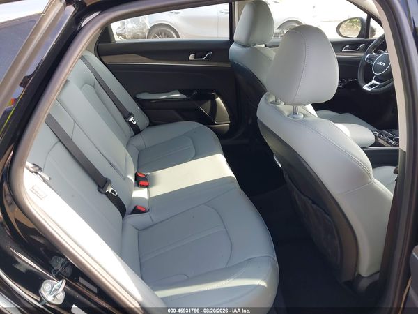 2024 KIA K5 EX
