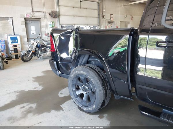 2025 RAM 1500 BIG HORN  4X4 5'7 BOX — I155