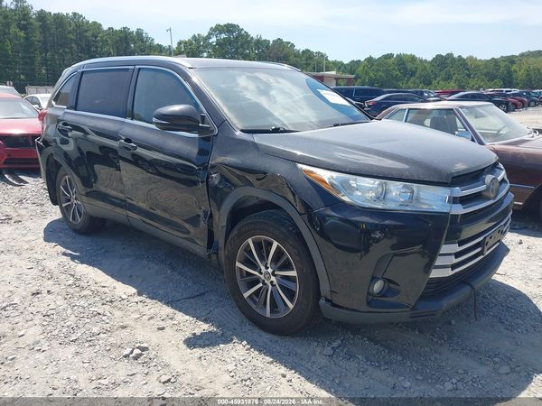 2019 TOYOTA HIGHLANDER XLE — I1