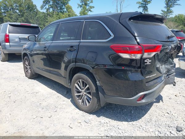 2019 TOYOTA HIGHLANDER XLE — I3