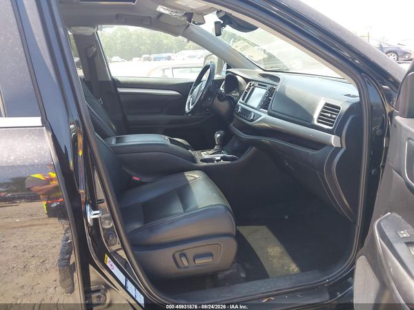 2019 TOYOTA HIGHLANDER XLE — I5