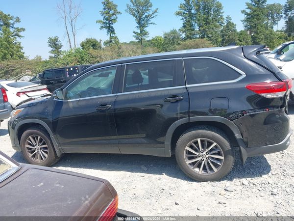 2019 TOYOTA HIGHLANDER XLE — I117