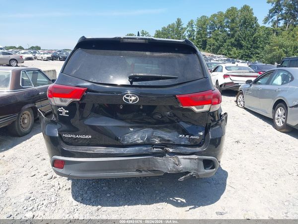 2019 TOYOTA HIGHLANDER XLE — I119