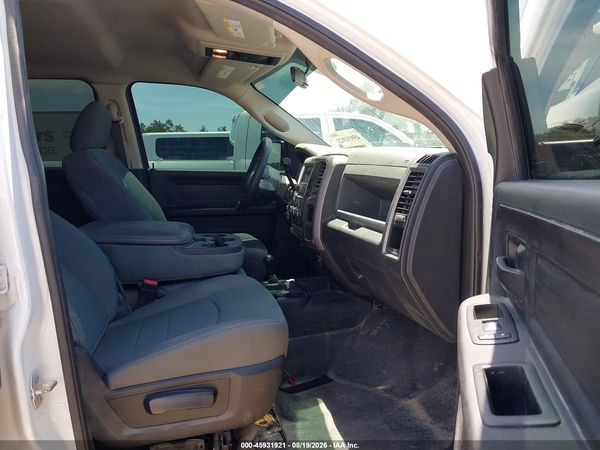 2017 RAM 2500 TRADESMAN  4X4 6'4 BOX
