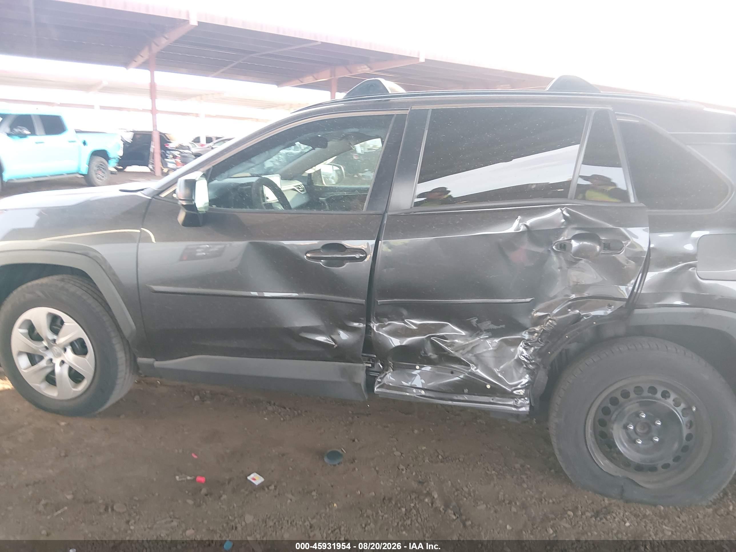 2019 TOYOTA RAV4 LE