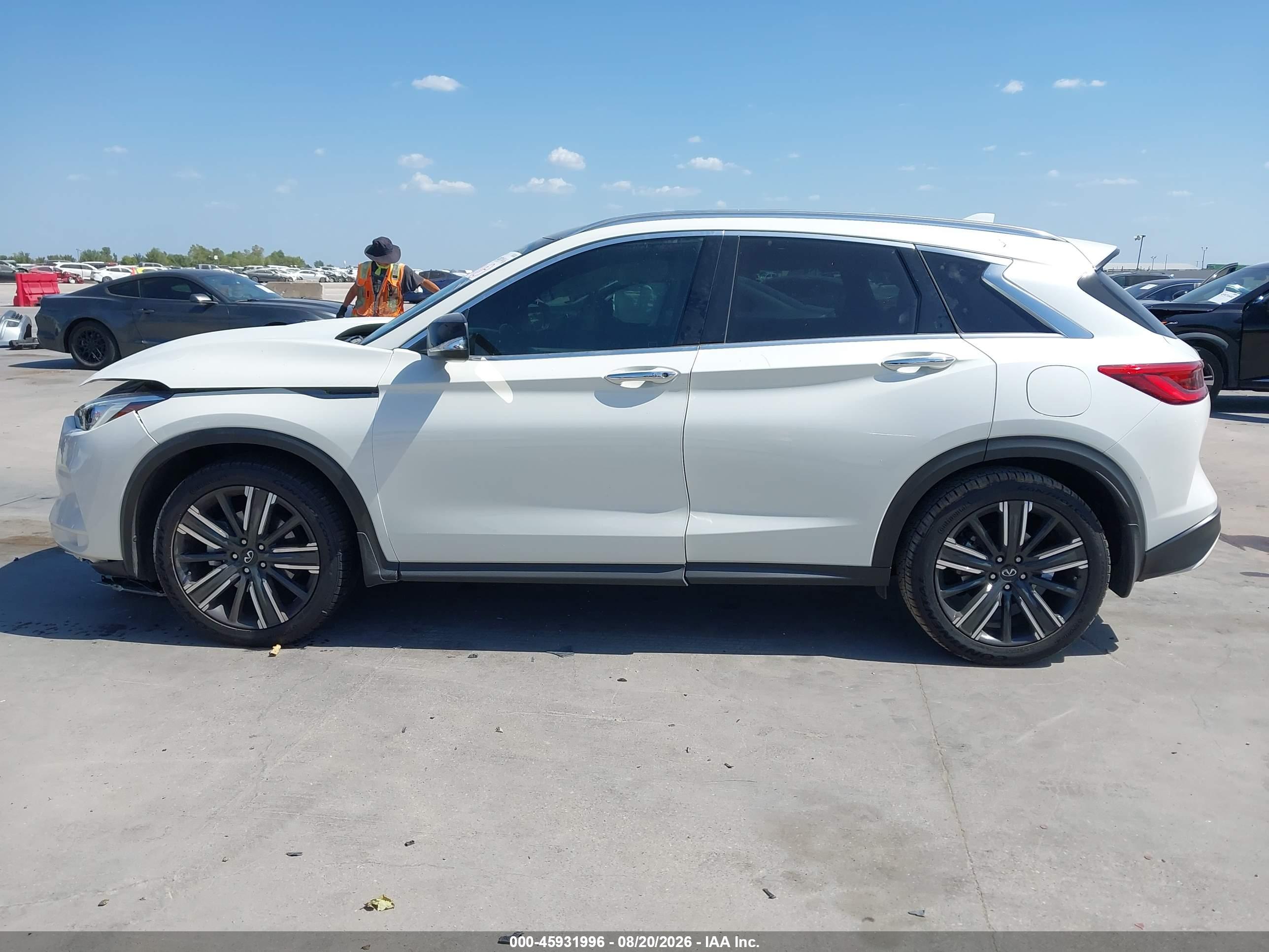 2021 INFINITI QX50 LUXE