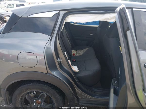 2025 NISSAN KICKS SV FWD — I8