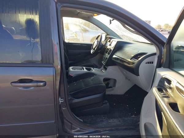 2015 DODGE GRAND CARAVAN SXT — I5