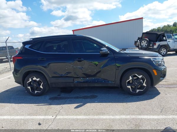 2024 KIA SELTOS EX