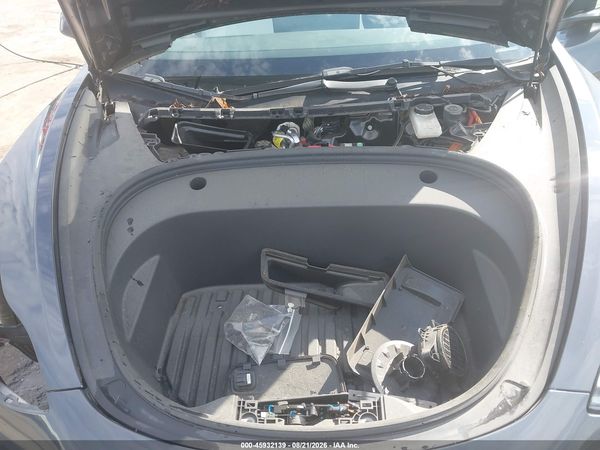 2023 TESLA MODEL 3 — I10