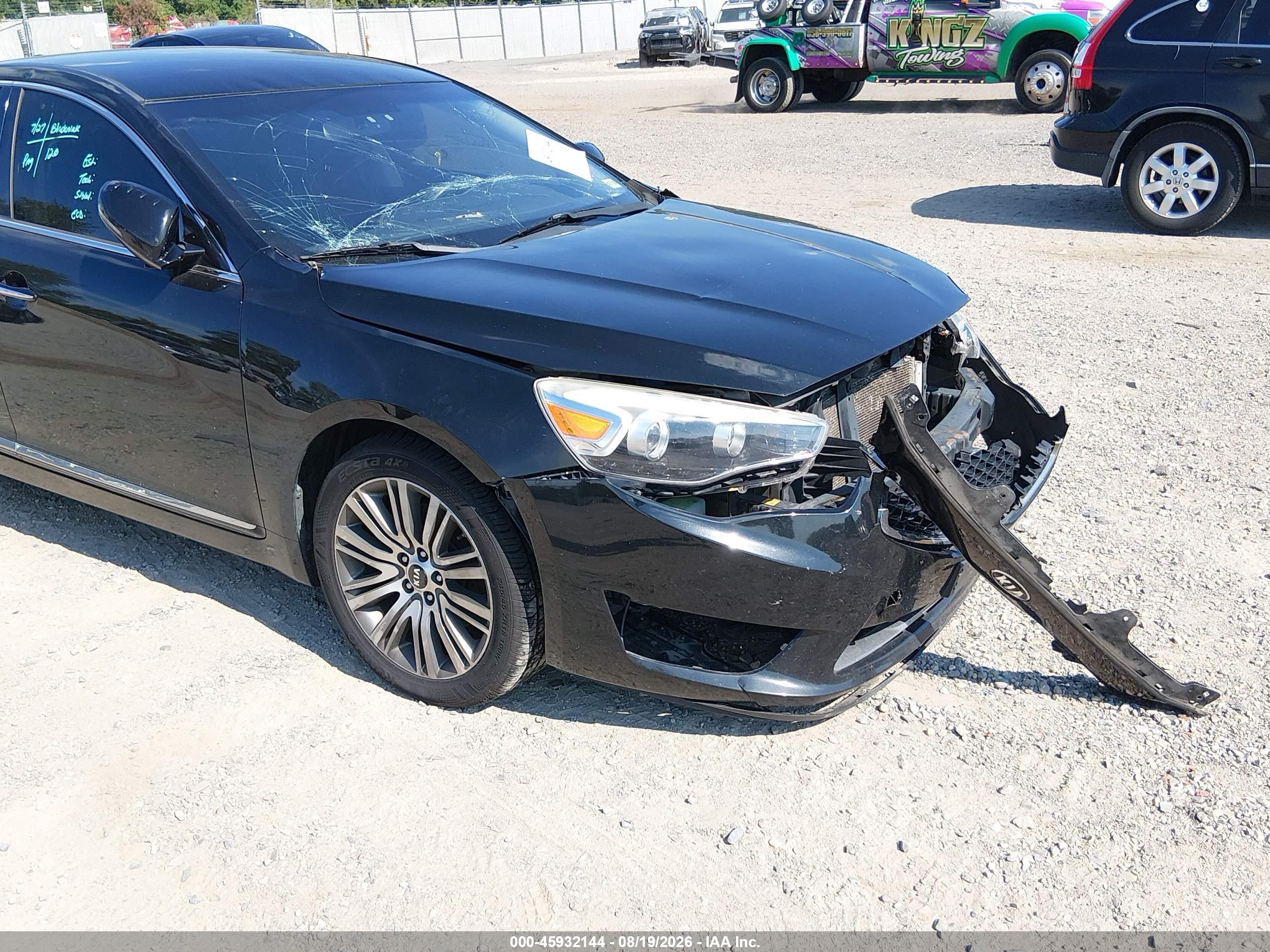 2016 KIA CADENZA Luxury