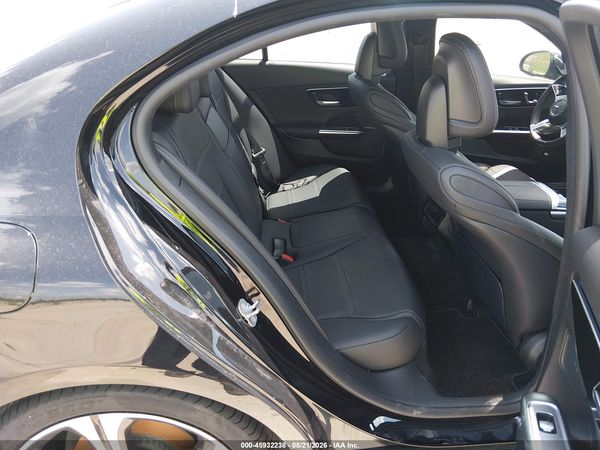 2024 MERCEDES-BENZ C 300 C300 — I7