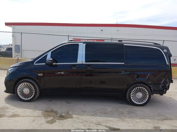 2023 MERCEDES-BENZ METRIS