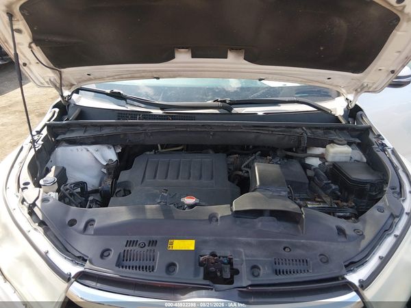2016 TOYOTA HIGHLANDER LE V6