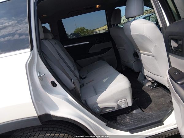 2016 TOYOTA HIGHLANDER LE V6