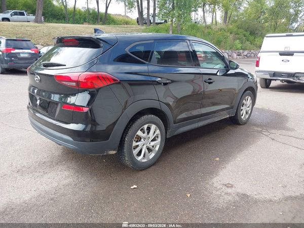 2019 HYUNDAI TUCSON SE — I4