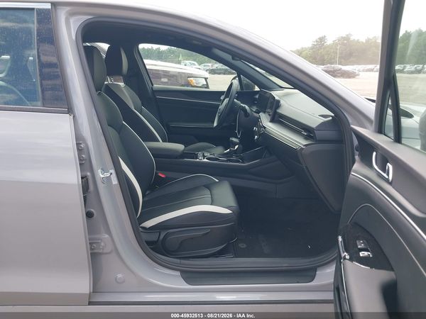 2026 KIA K5 GT-LINE AWD