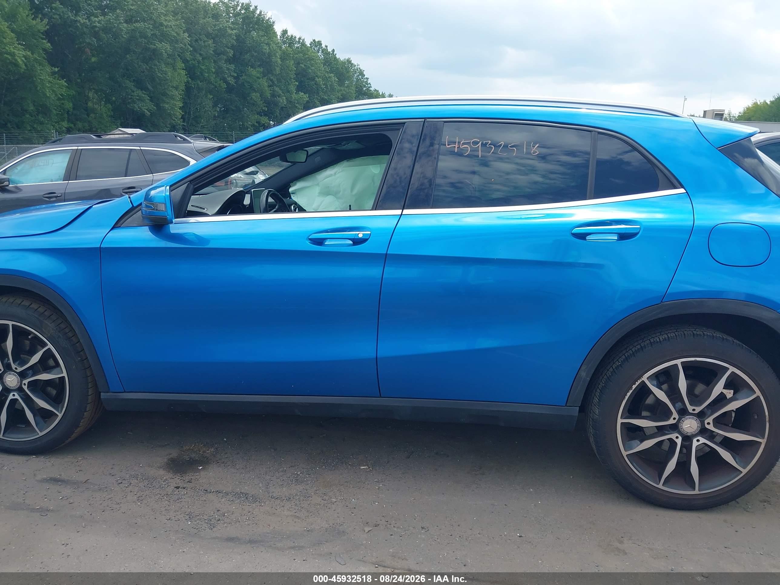2016 MERCEDES-BENZ GLA 250 4MATIC