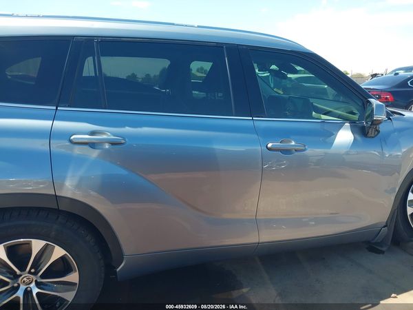 2020 TOYOTA HIGHLANDER XLE
