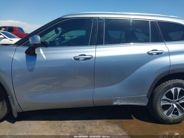2020 TOYOTA HIGHLANDER XLE