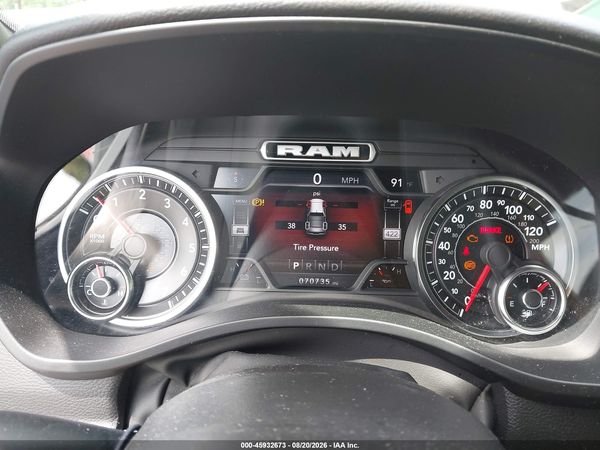 2022 RAM 1500 BIG HORN  4X2 6'4 BOX