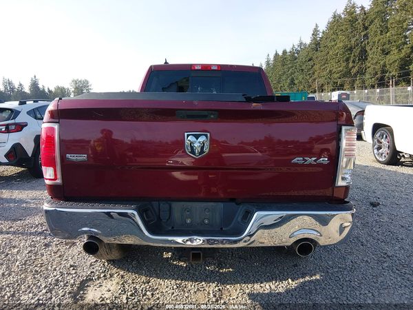 2018 RAM 1500 LARAMIE  4X4 6'4 BOX
