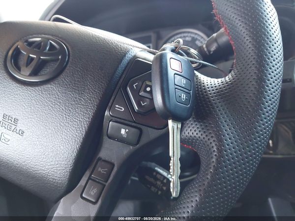 2021 TOYOTA TACOMA SR5 V6