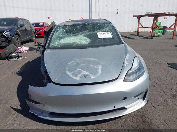 2018 TESLA MODEL 3 LONG RANGE/MID RANGE
