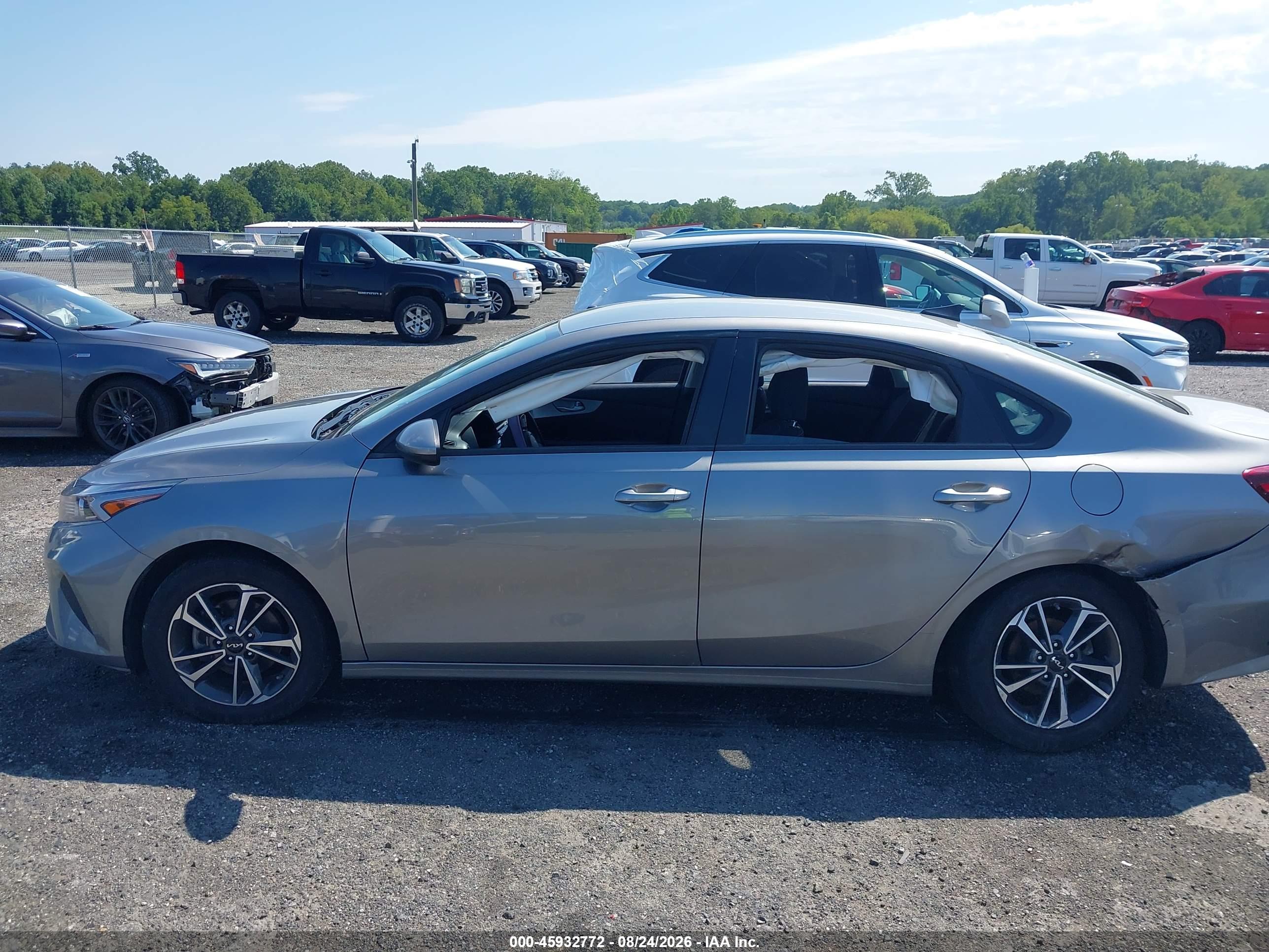 2024 KIA FORTE LXS