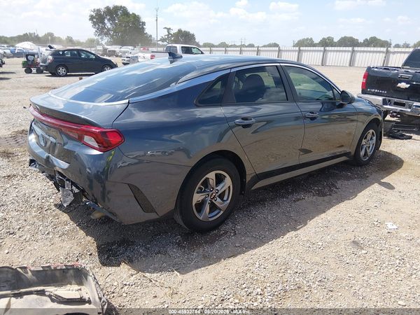 2021 KIA K5 LXS